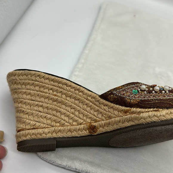 Xhilaration Vintage Wedge Beaded Brocade Fabric women’s size 6 1/2 - Picture 12 of 12